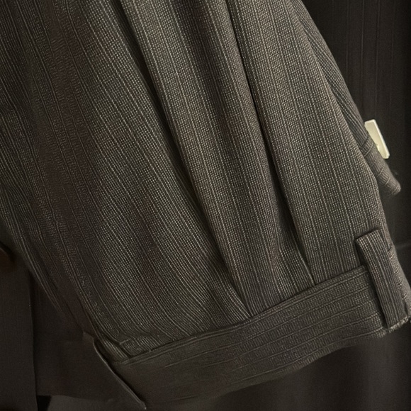 Stunning  ermenegildo zegna  2 piece suit 3 button. Beautiful Italian quality - Picture 6 of 8